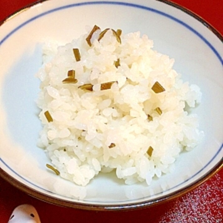 塩糀と昆布の味わいご飯 炊飯器で簡単 レシピ 作り方 By ゴールデンアルジータ 楽天レシピ